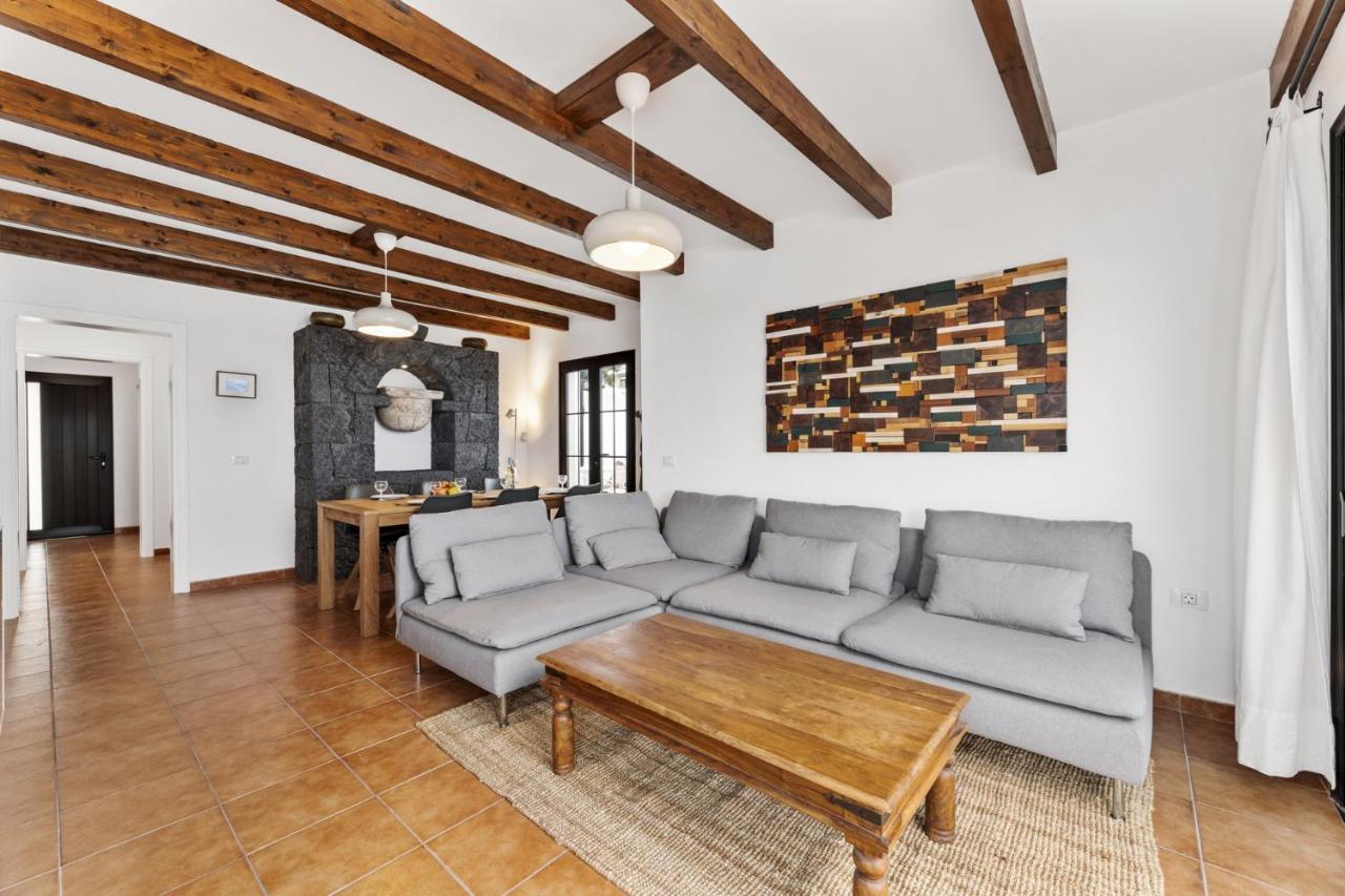 Villa 4 - Vipvipvillas ティアス エクステリア 写真